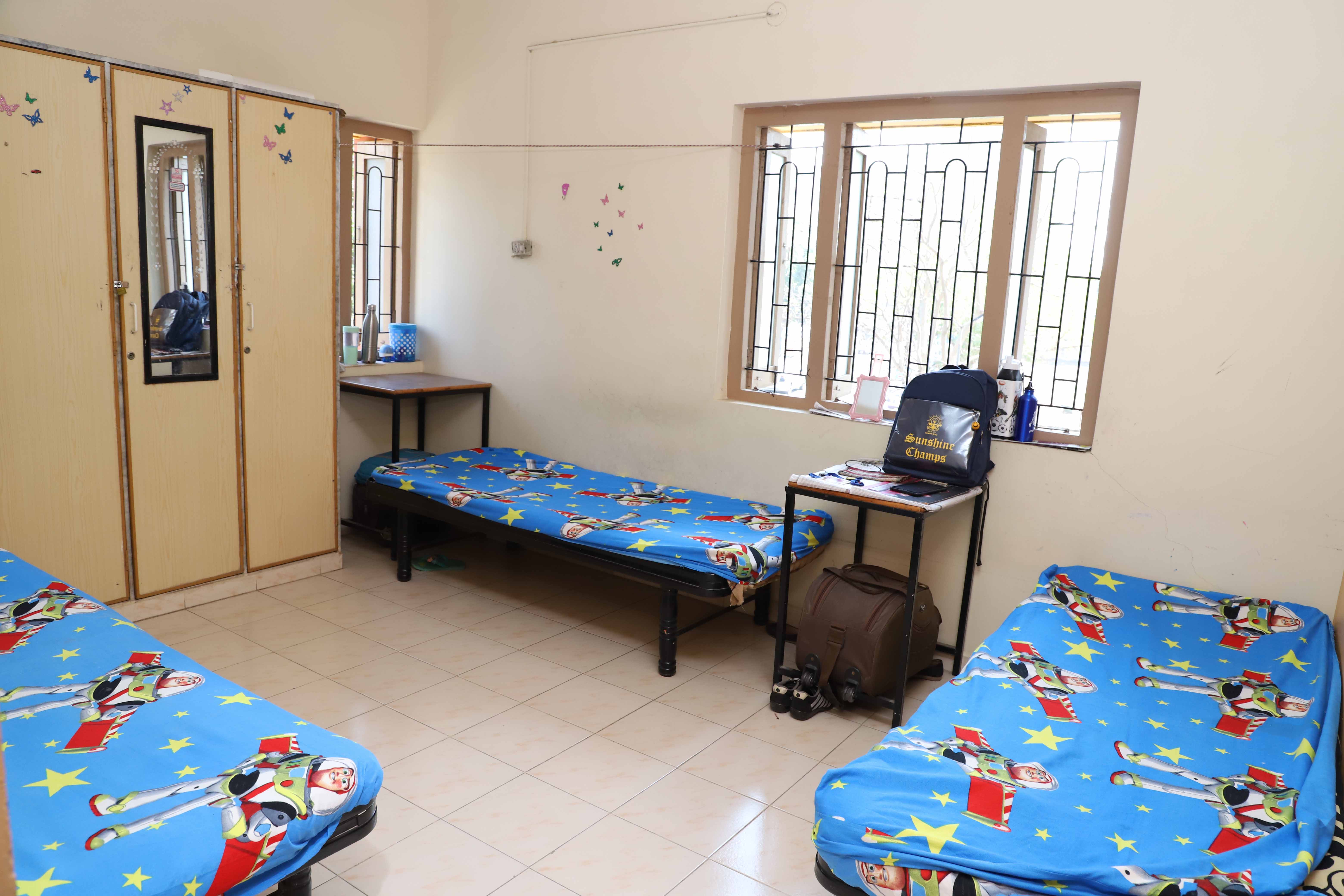 sanskruti girls hostel near saurashtra university